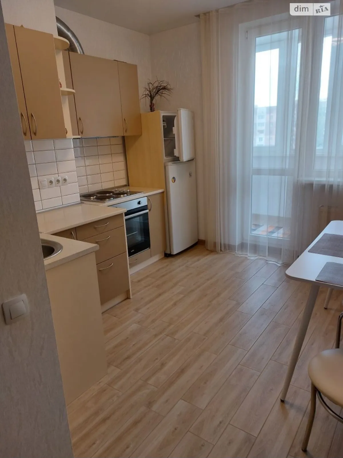 Сдается в аренду 1-комнатная квартира 46 кв. м в Одессе, ул. Костанди, 162/6 - фото 1