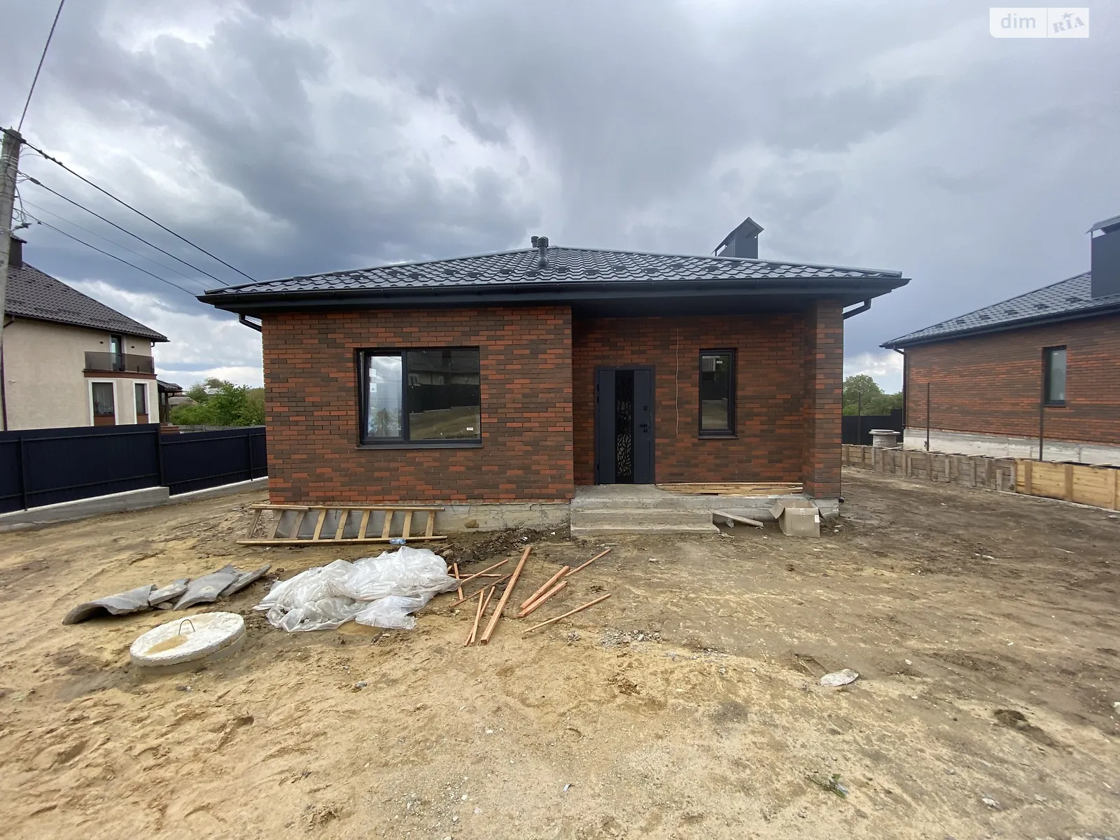 Продается одноэтажный дом 80 кв. м с бассейном, цена: 75000 $ - фото 1