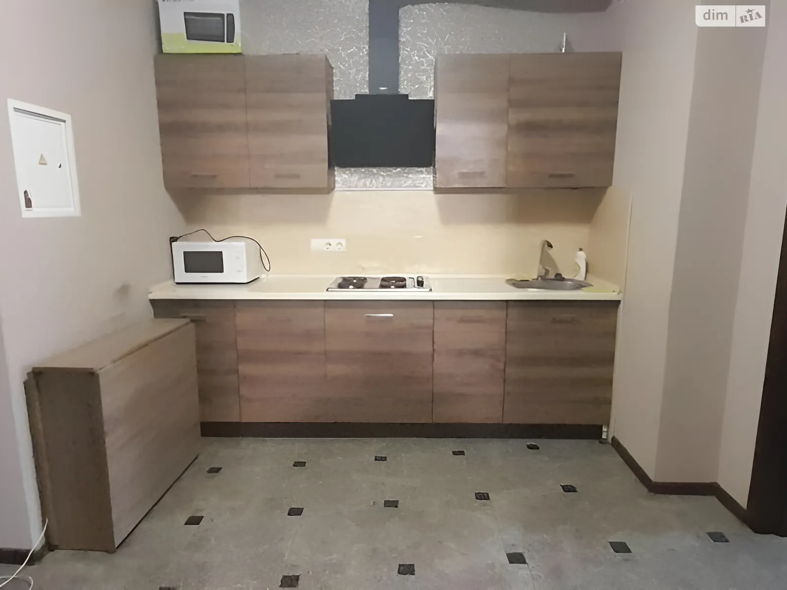Продається 1-кімнатна квартира 50 кв. м у Києві, вул. Драгоманова, 2А - фото 1