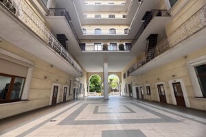 Продаж квартири, Одеса, р‑н. Приморський, Онілової провулок, буд. 18