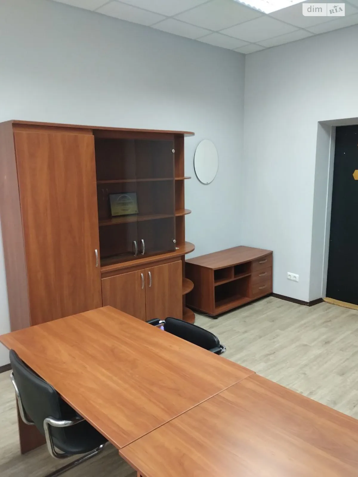 Здається в оренду офіс 16.8 кв. м в бізнес-центрі, цена: 8200 грн - фото 1