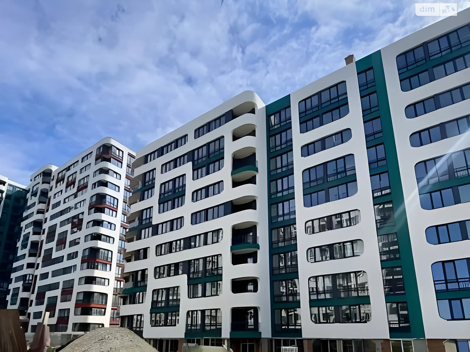 Продается 2-комнатная квартира 63 кв. м в Львове, ул. Трускавецкая - фото 1