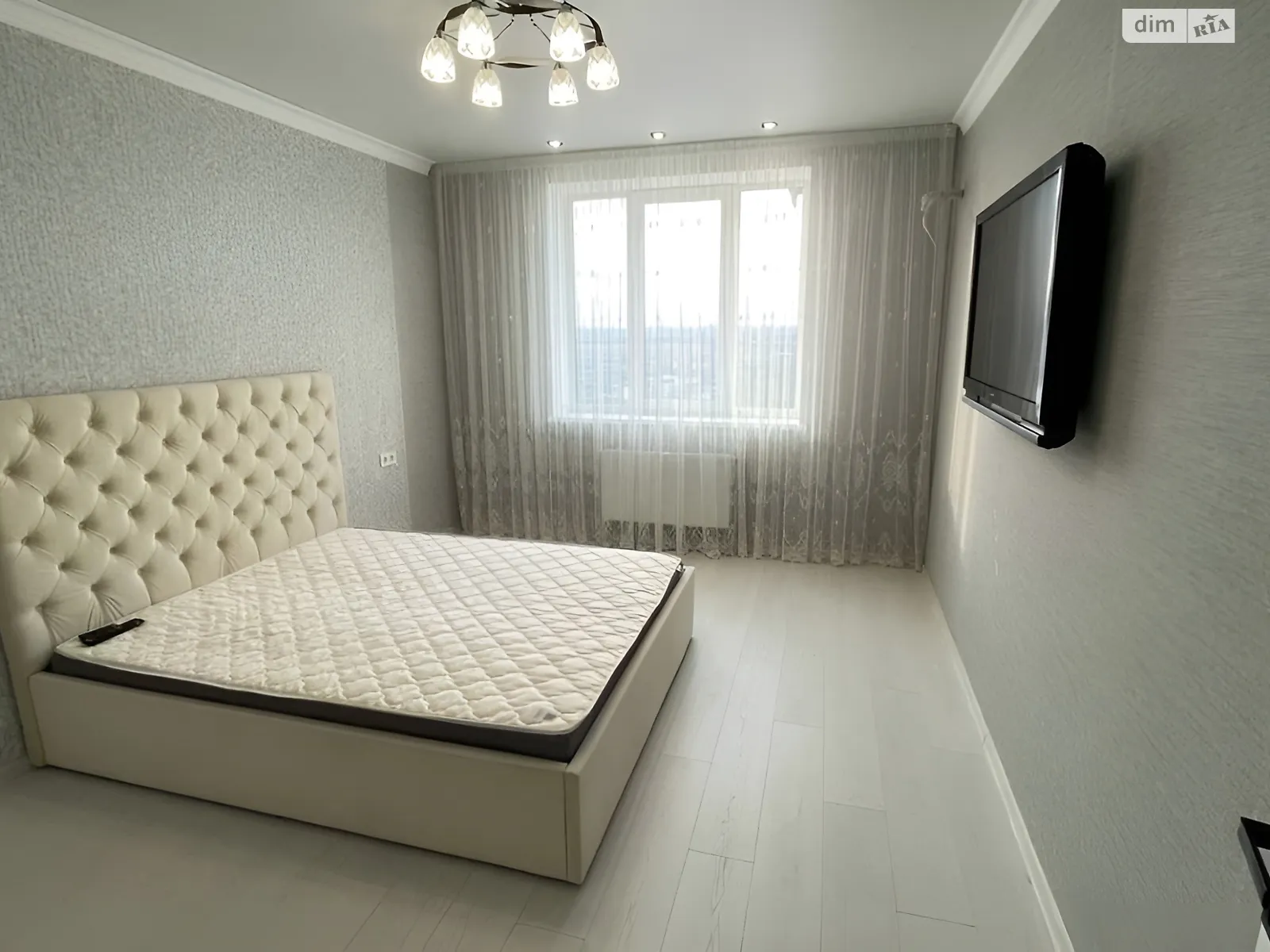 Продається 1-кімнатна квартира 41 кв. м у Одесі, вул. Варненська, 27А/2 - фото 1