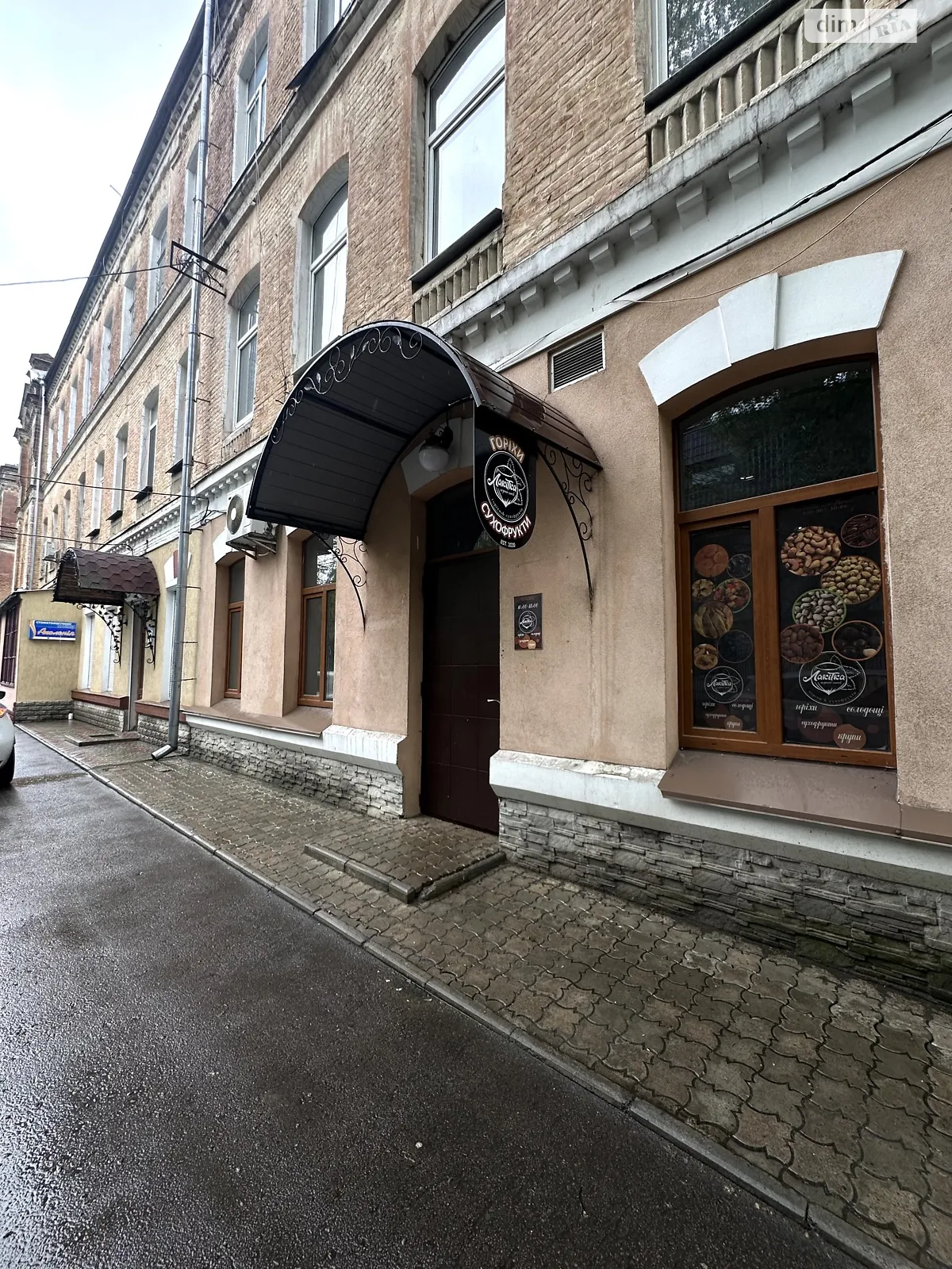 Продається приміщення вільного призначення 70.1 кв. м в 5-поверховій будівлі, цена: 84000 $ - фото 1