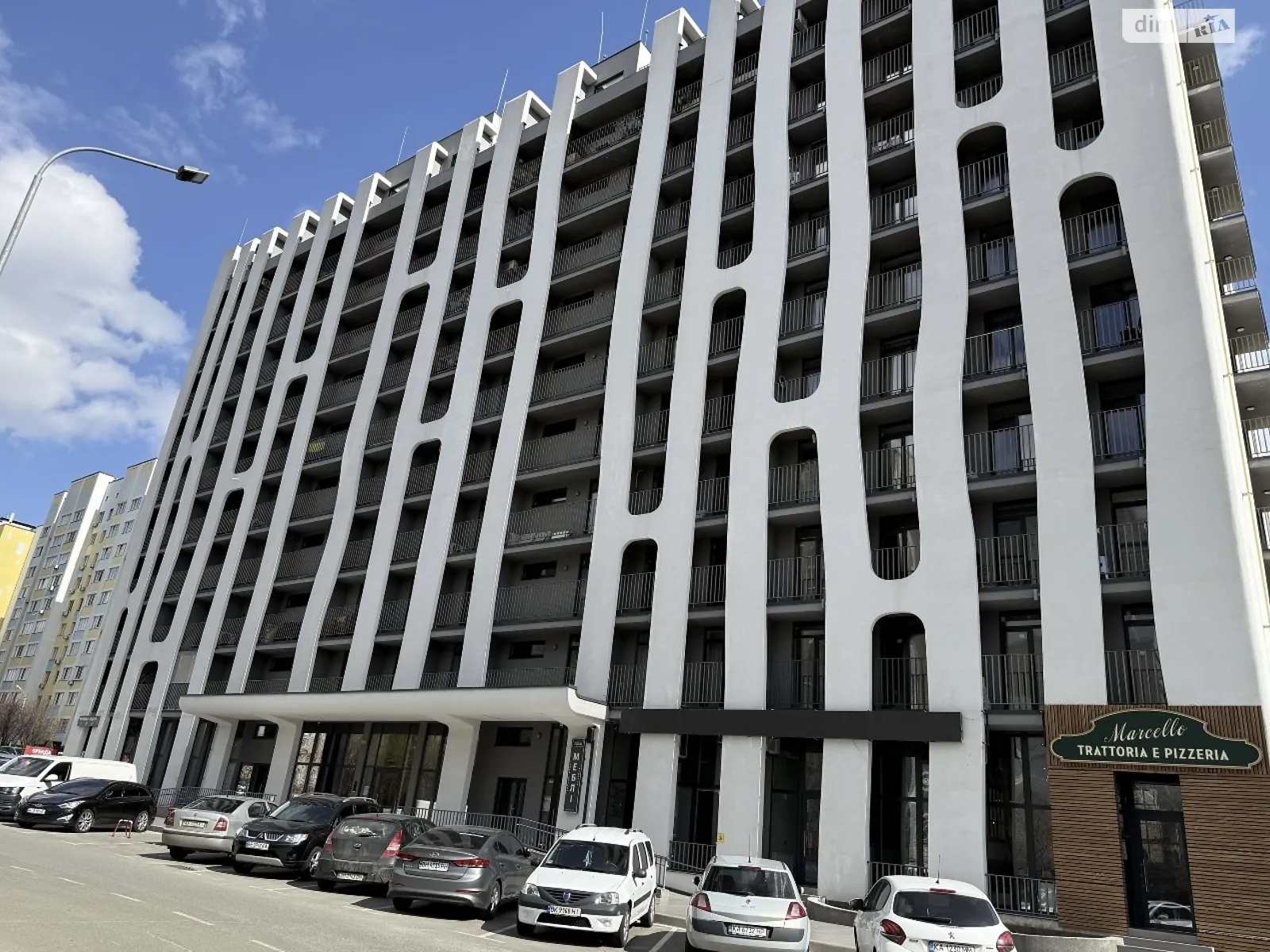 Продается 1-комнатная квартира 40 кв. м в Софиевской Борщаговке, ул. Боголюбова, 43 - фото 1