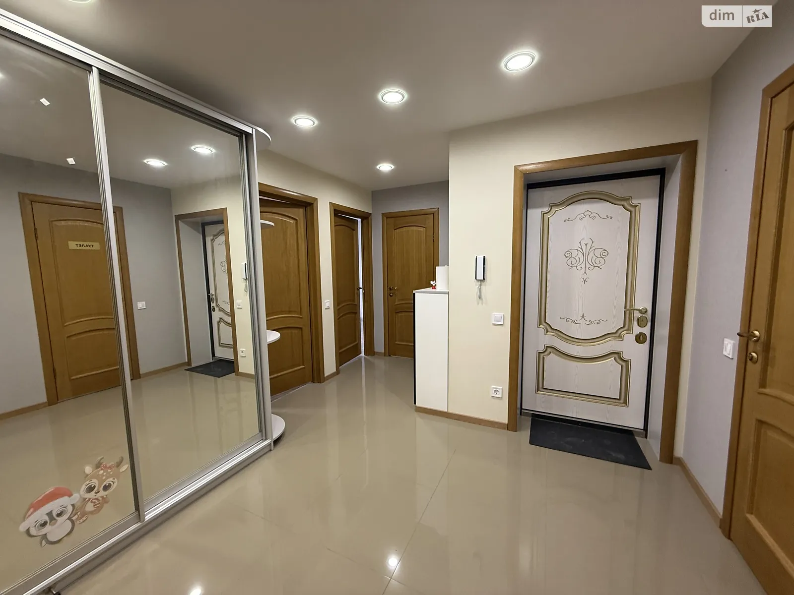 Продается 3-комнатная квартира 73 кв. м в Белогородке, ул. Михаила Величко - фото 1