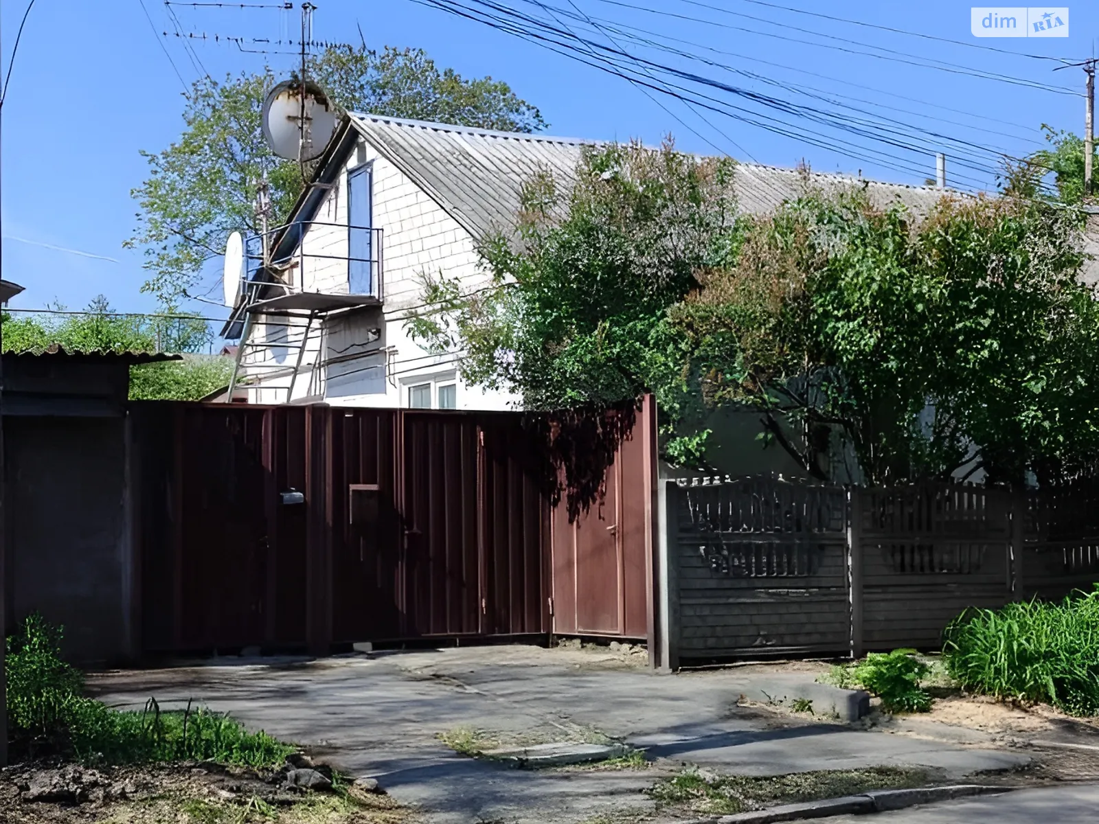 Продается часть дома 56 кв. м с беседкой, цена: 30000 $ - фото 1