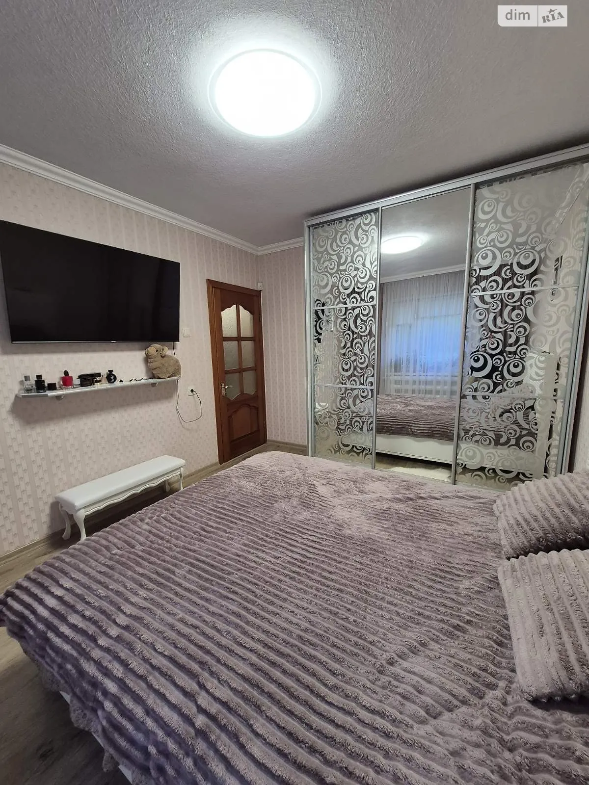 Продается 3-комнатная квартира 65.7 кв. м в Белой Церкви, ул. Зенитного полка(Некрасова) - фото 1