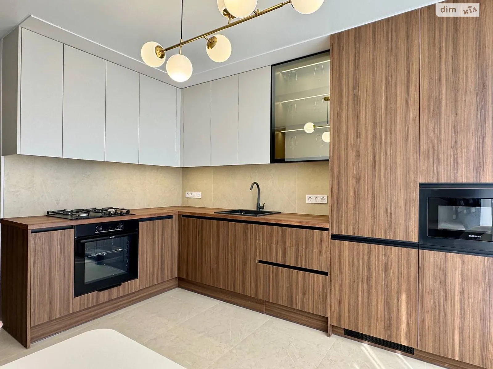1-комнатная квартира 47 кв. м в Тернополе, пер. Кирпичный, 2 - фото 1