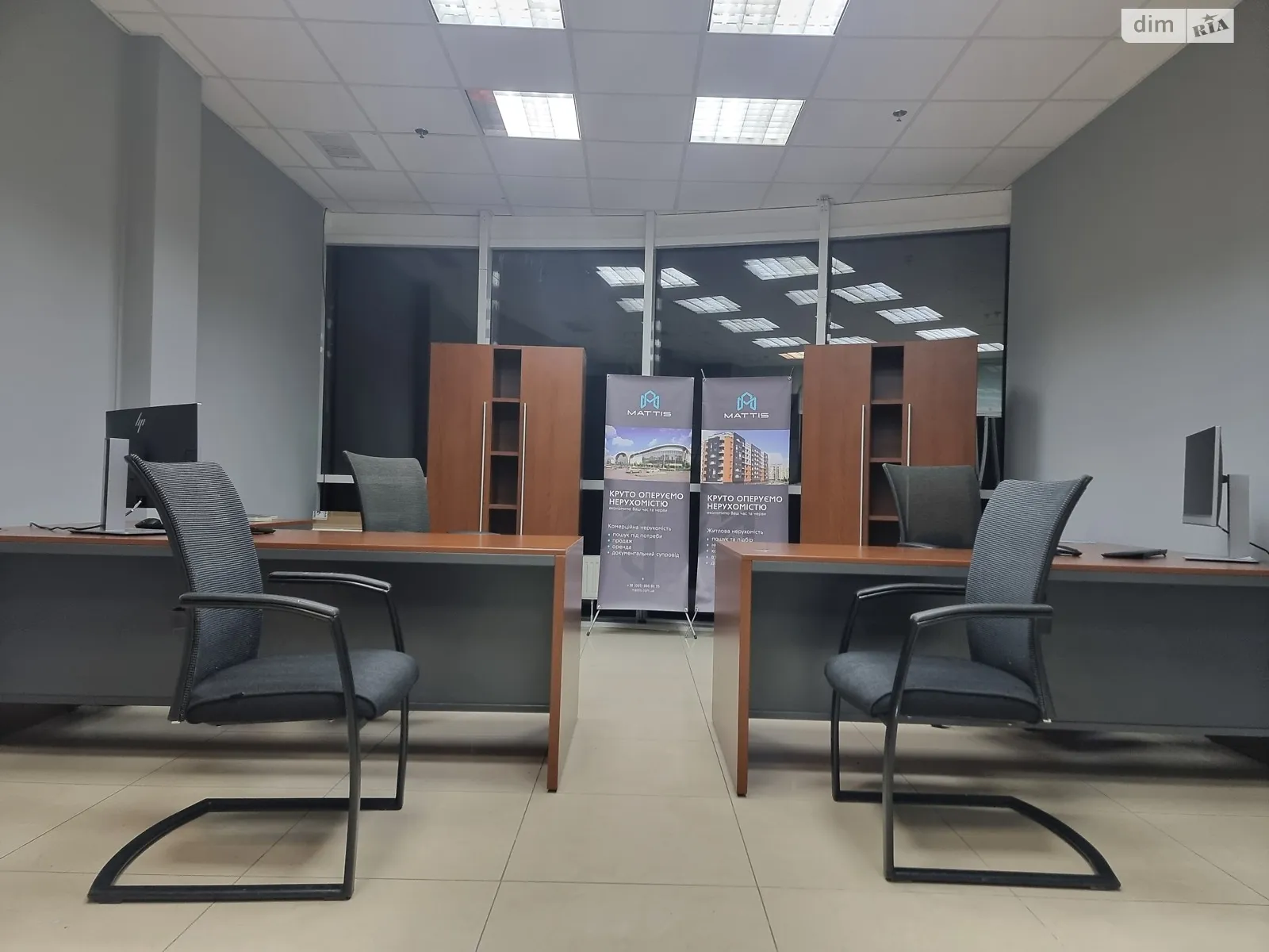 Продается помещения свободного назначения 33.8 кв. м в 3-этажном здании, цена: 50000 $ - фото 1