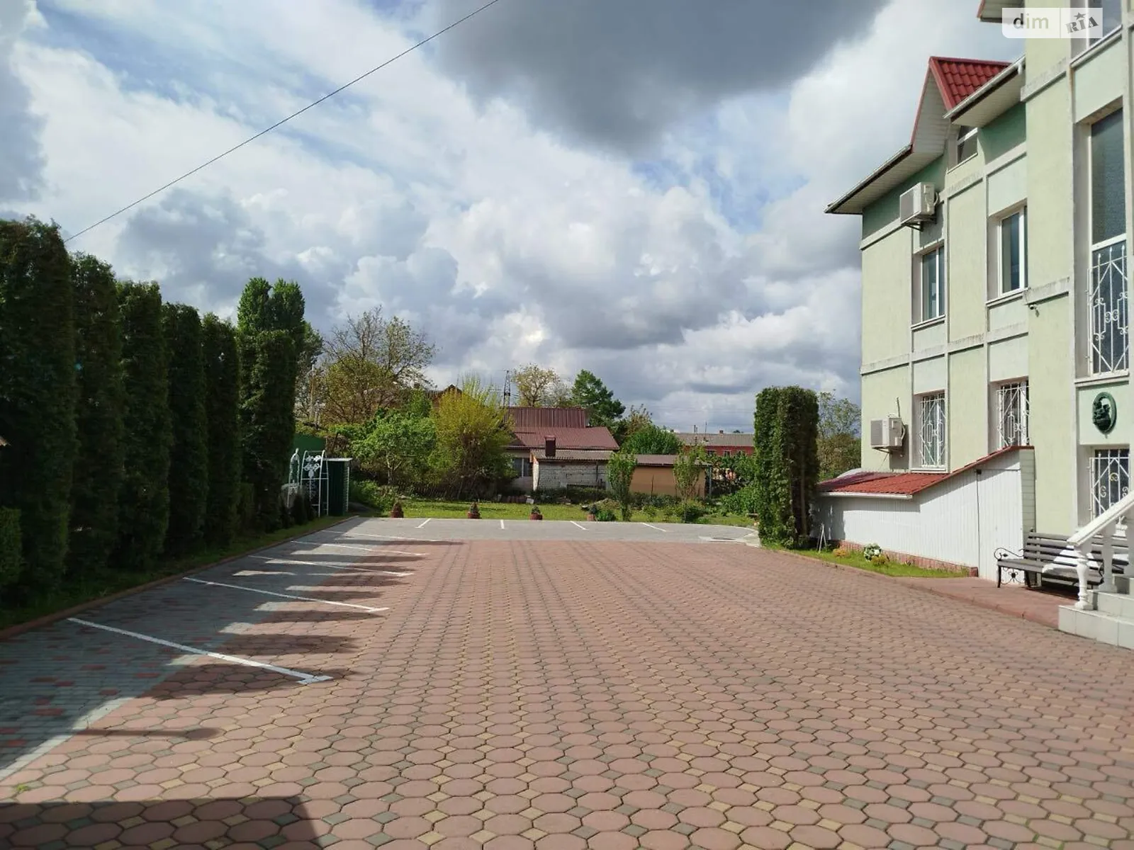 Сдается в аренду помещения свободного назначения 125 кв. м в 3-этажном здании, цена: 13000 грн - фото 1