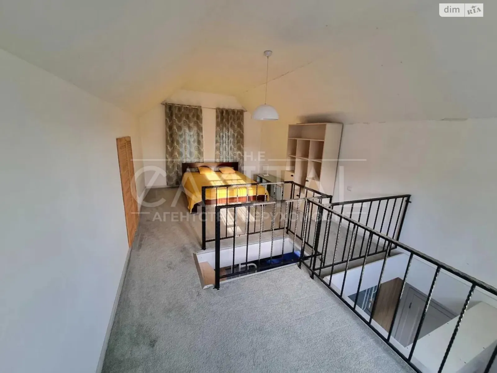 Сдается в аренду дом на 2 этажа 50 кв. м с гаражом, цена: 1000 $ - фото 1