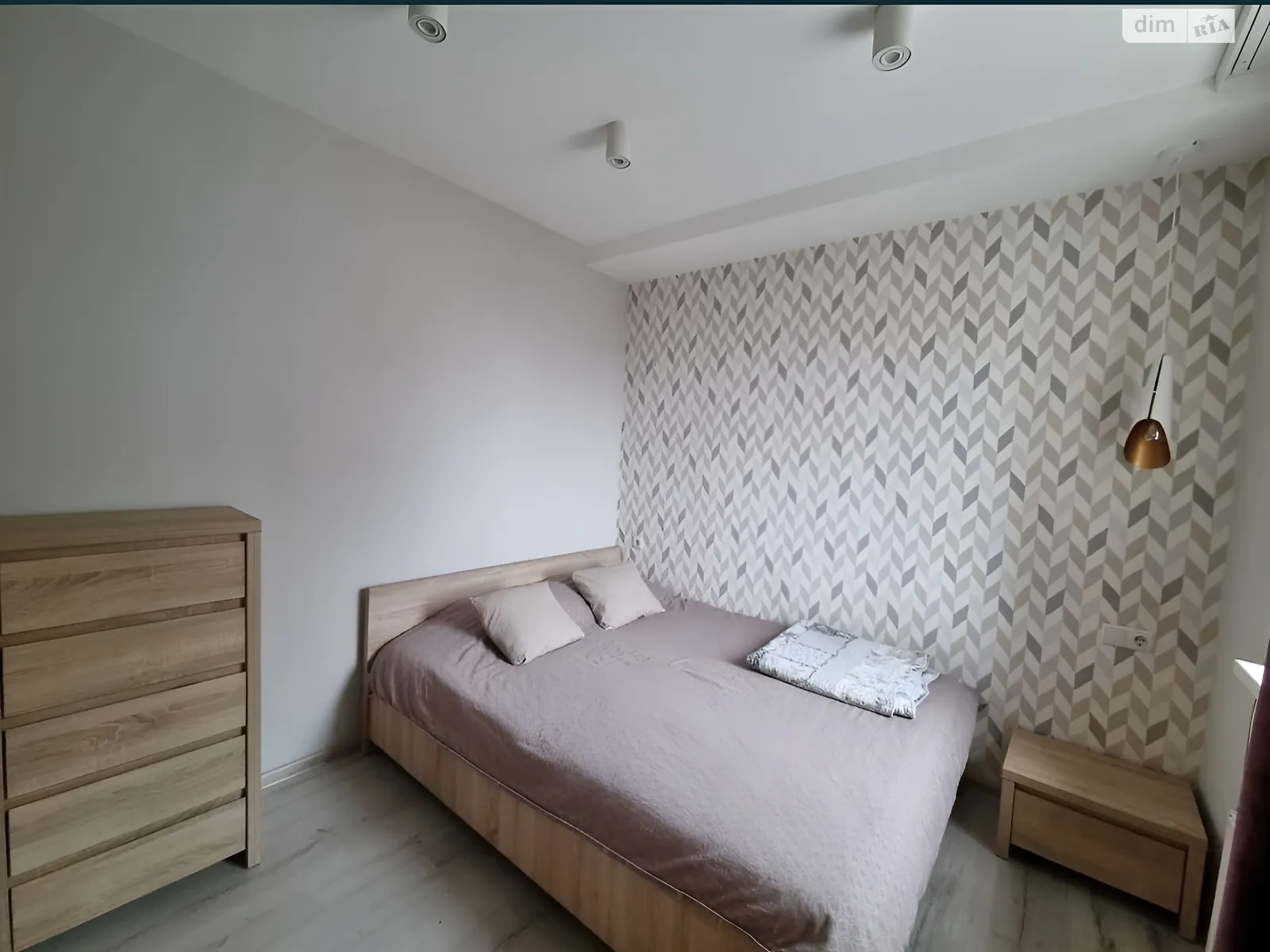 Сдается в аренду 1-комнатная квартира 45 кв. м в Днепре, просп. Слобожанский, 17А - фото 1