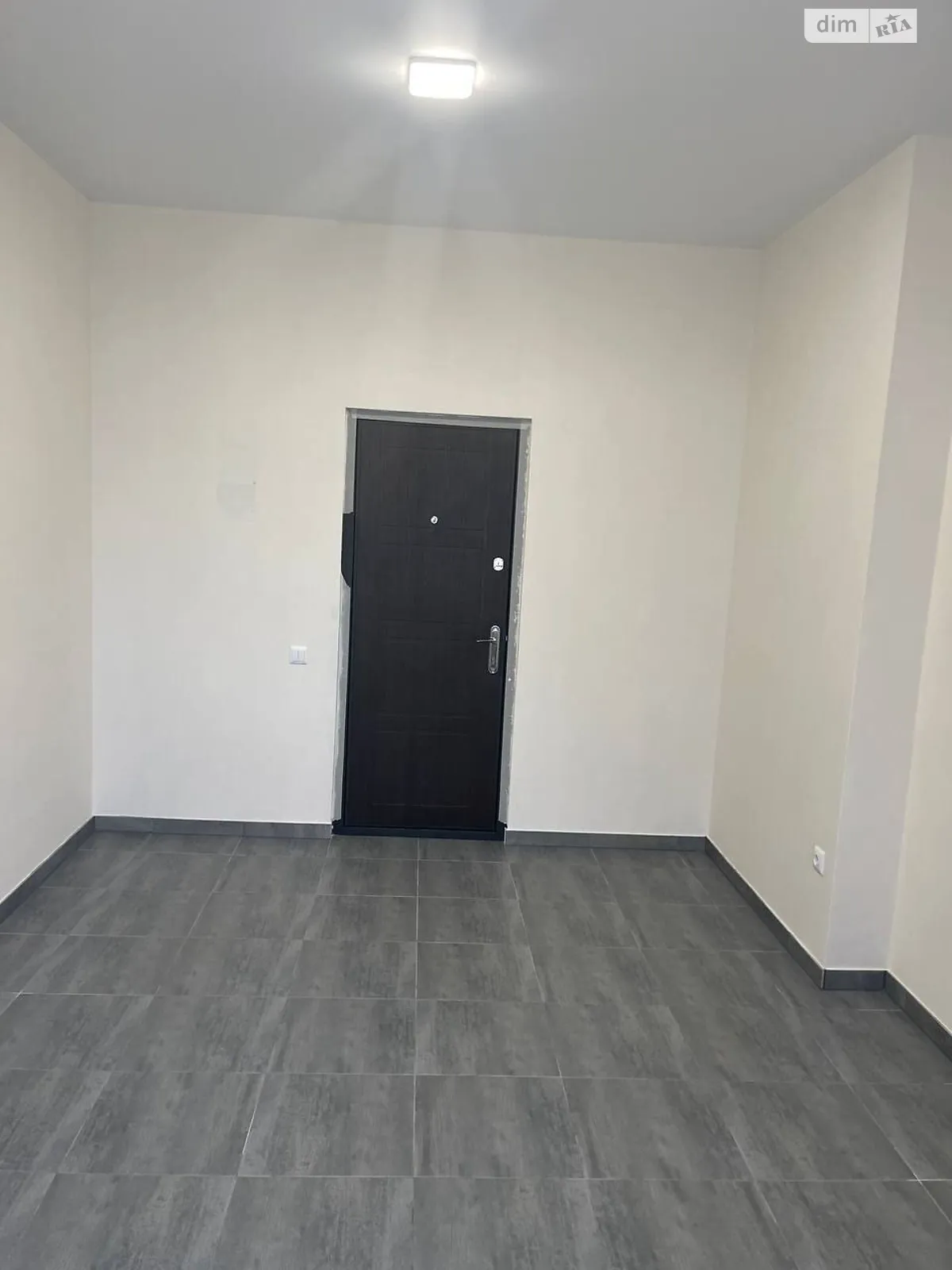 Сдается в аренду офис 15 кв. м в бизнес-центре, цена: 3500 грн - фото 1
