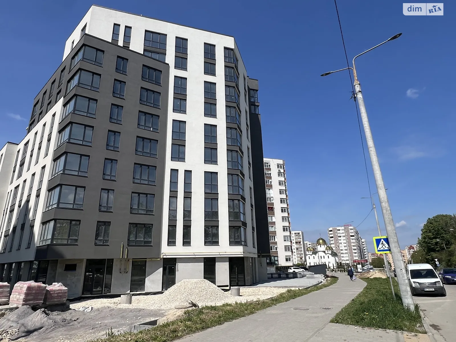 2-комнатная квартира 70.44 кв. м в Тернополе, ул. Киевская, 8 - фото 1