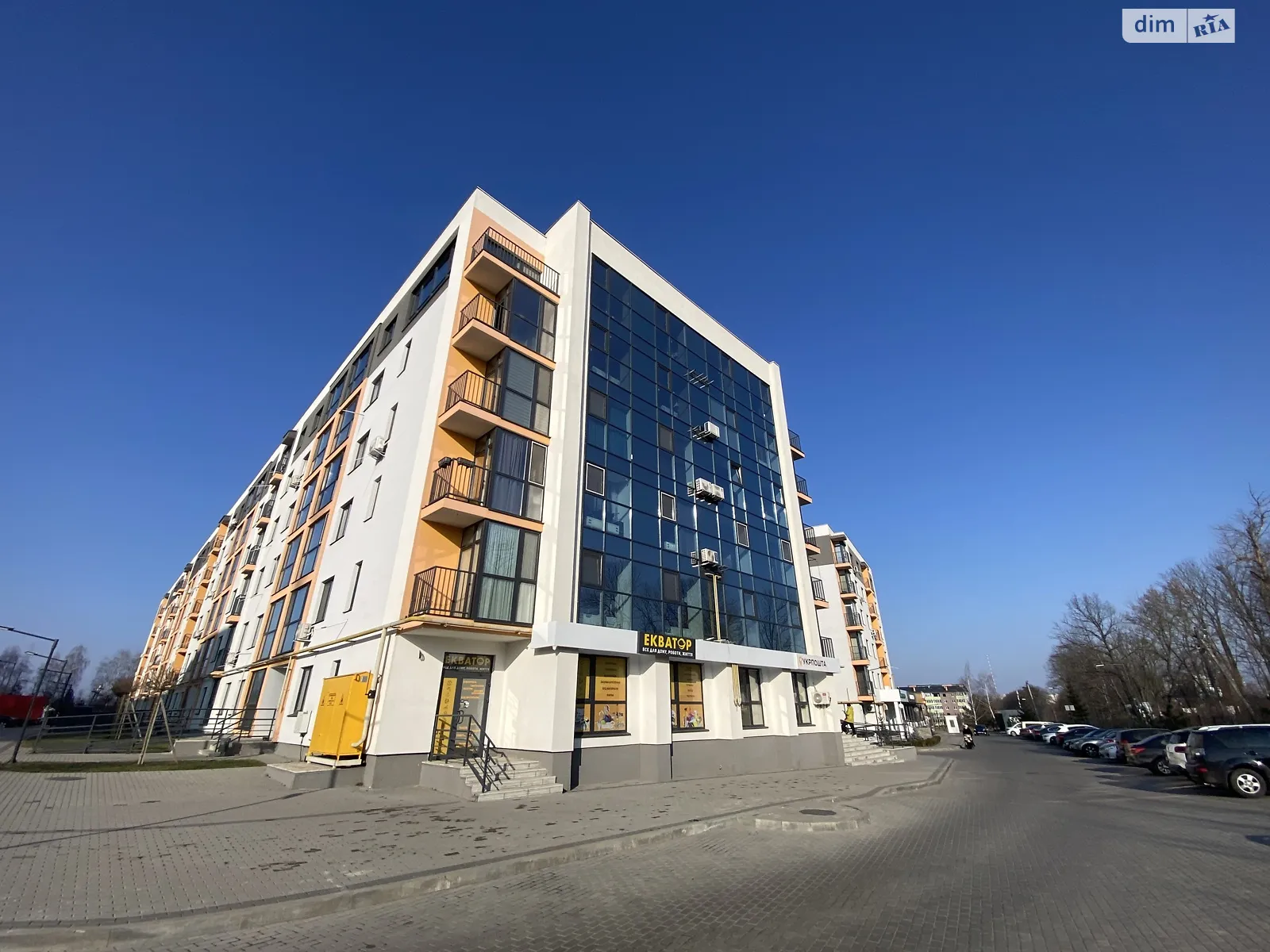 Продается 2-комнатная квартира 63.68 кв. м в Березиной, ул. Радужная, 105 - фото 1