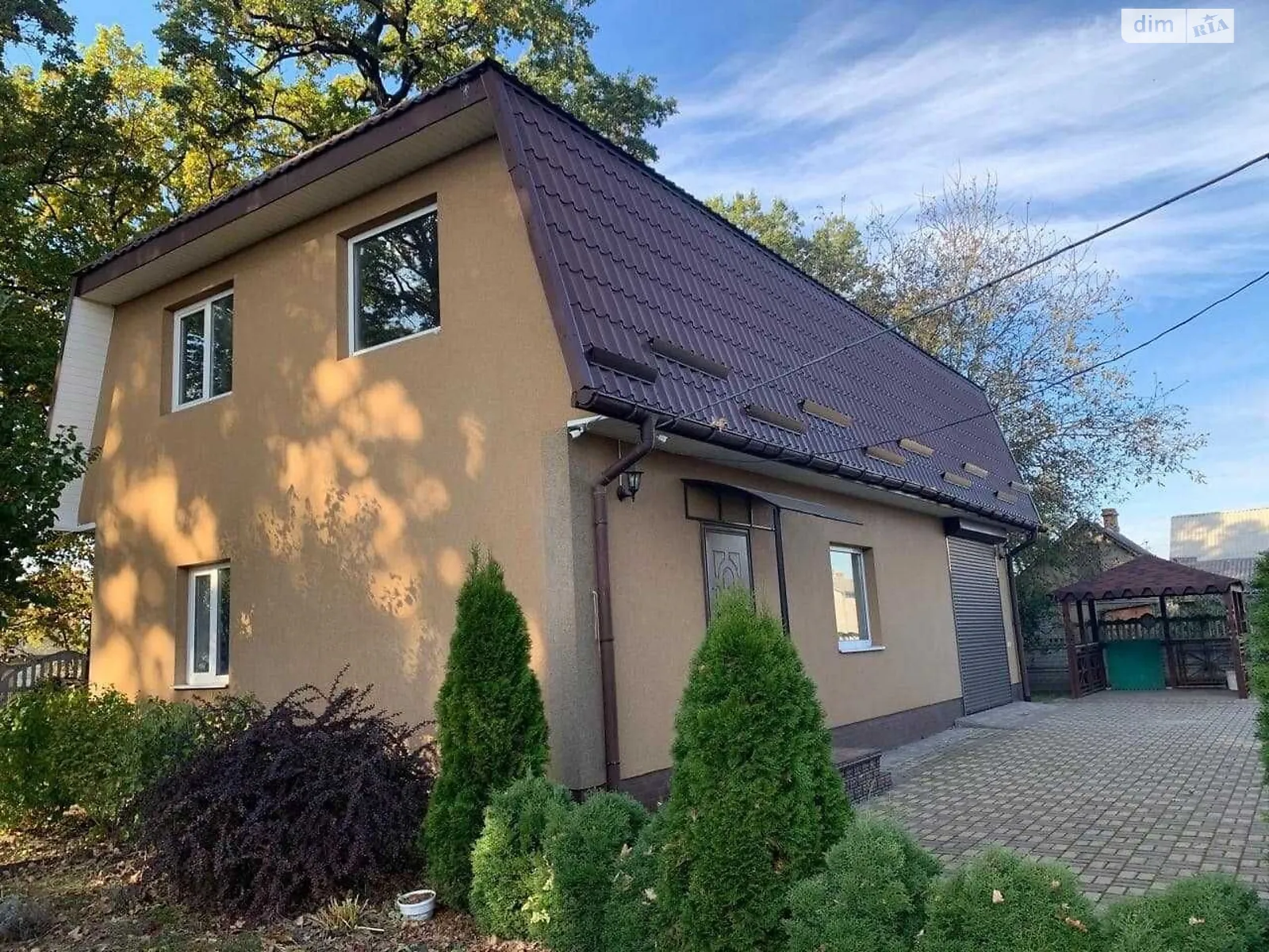 Продается дом на 2 этажа 139.5 кв. м с мансардой, цена: 41000 € - фото 1