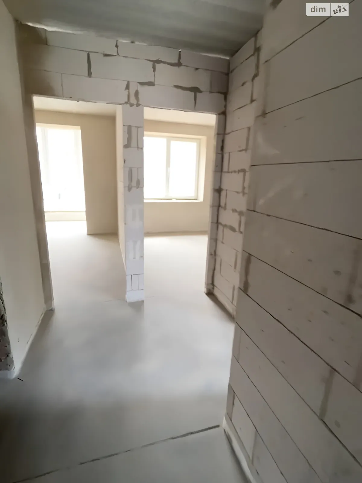 Продається 2-кімнатна квартира 59 кв. м у Гостомелі, вул. Соборна, 1 - фото 1