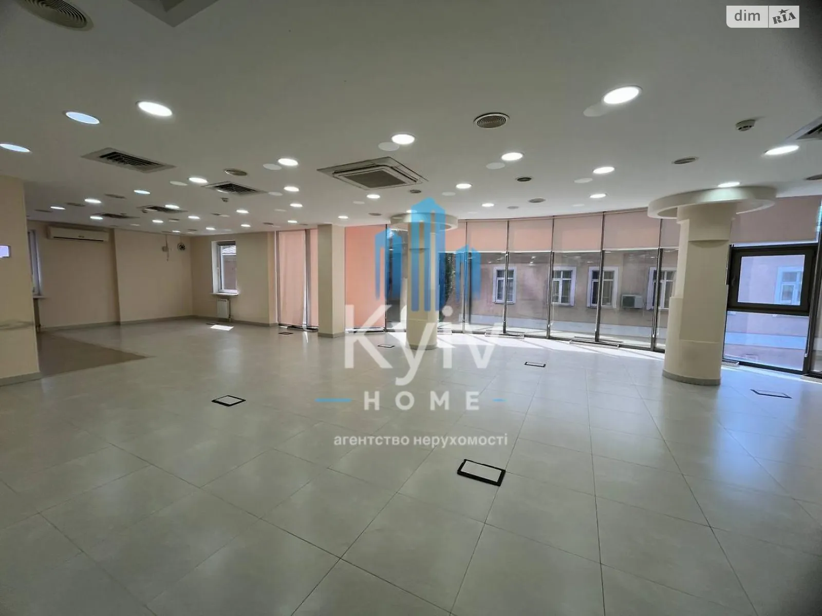 Здається в оренду офіс 300.8 кв. м в бізнес-центрі, цена: 3000 $ - фото 1
