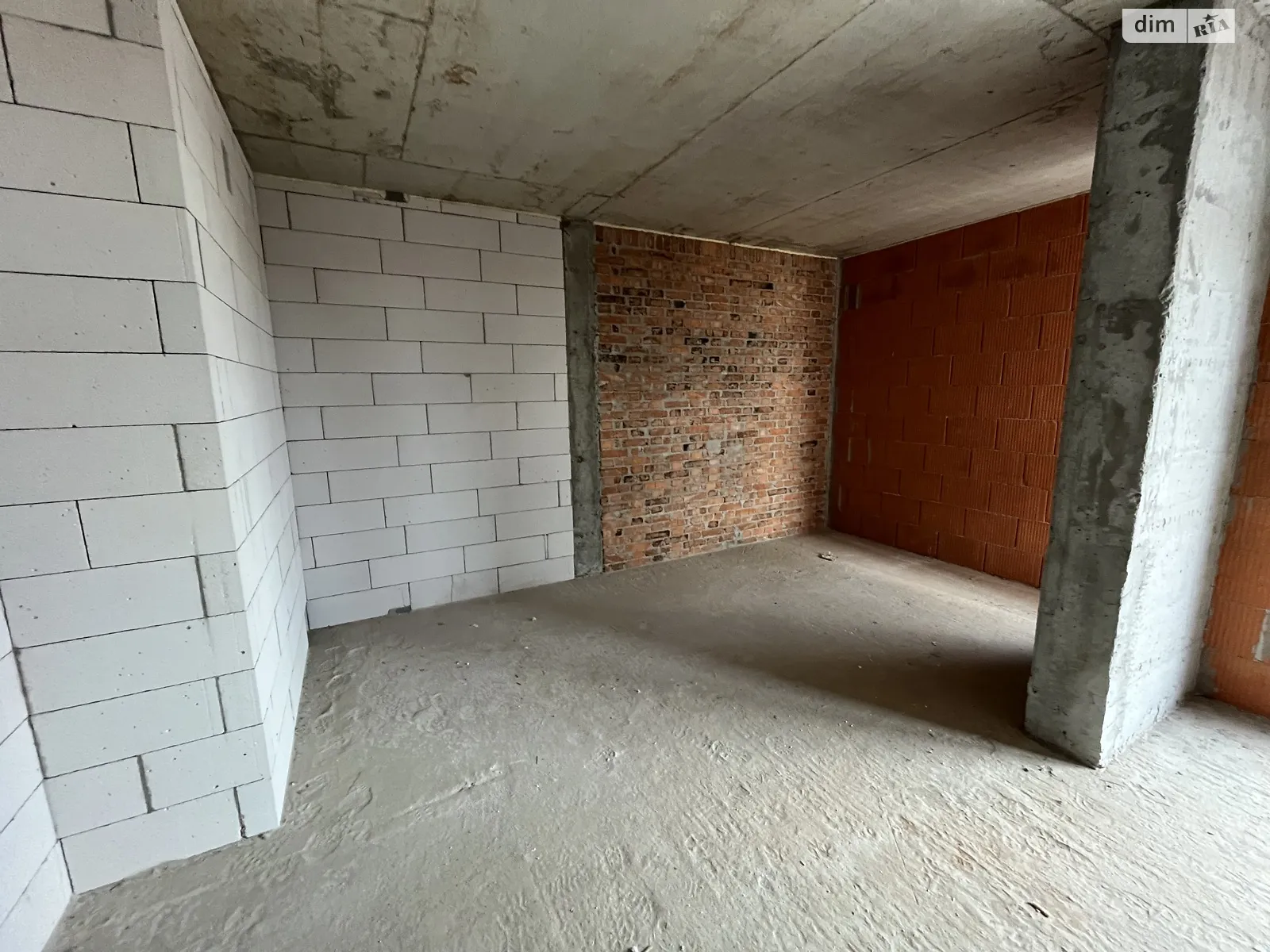 Продается 2-комнатная квартира 59 кв. м в Ивано-Франковске, цена: 51500 $ - фото 1