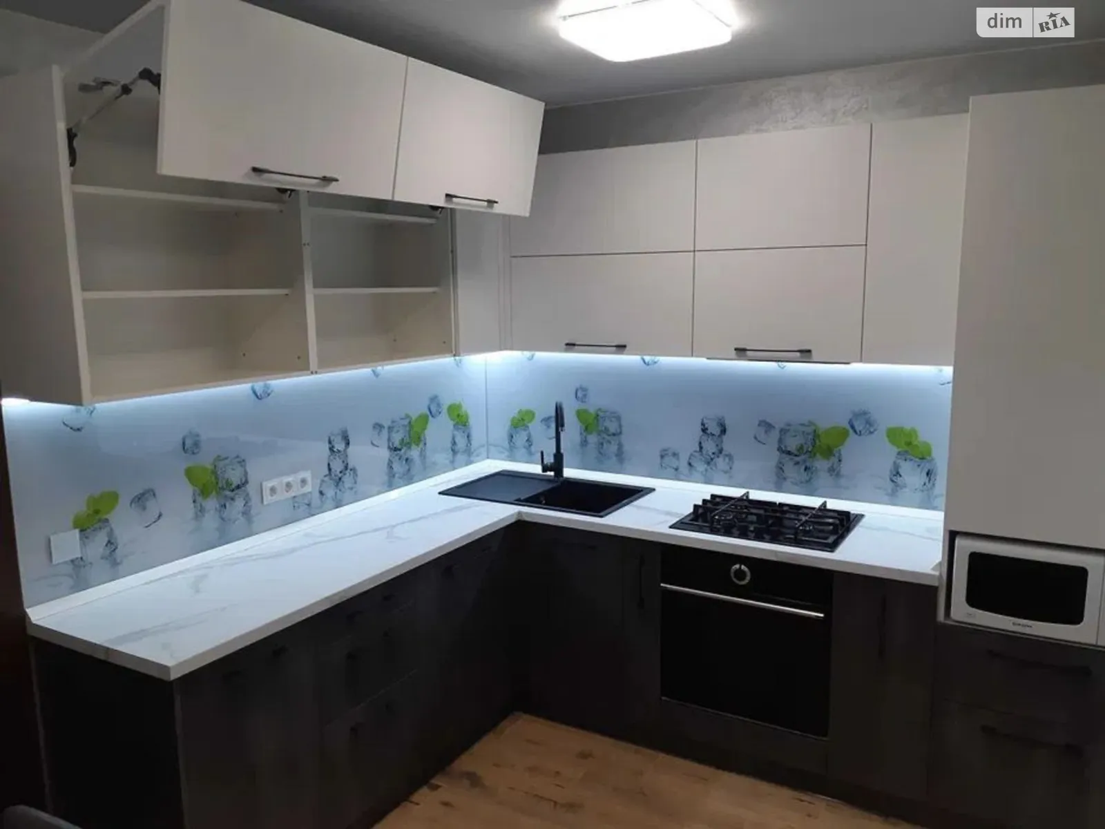 Продается 3-комнатная квартира 89 кв. м в Полтаве, ул. Горбаневская - фото 1