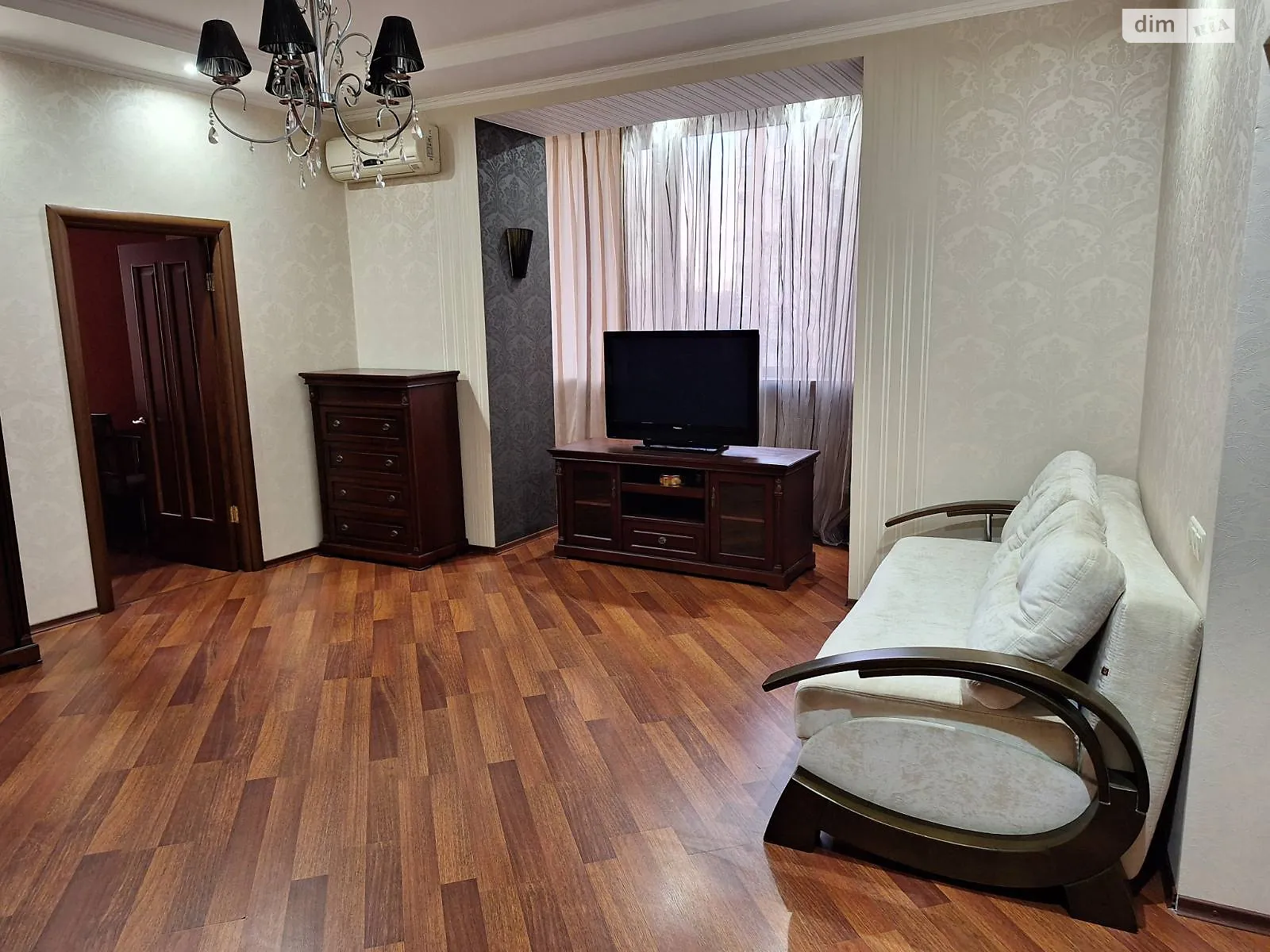 Продається 2-кімнатна квартира 75 кв. м у Одесі - фото 1