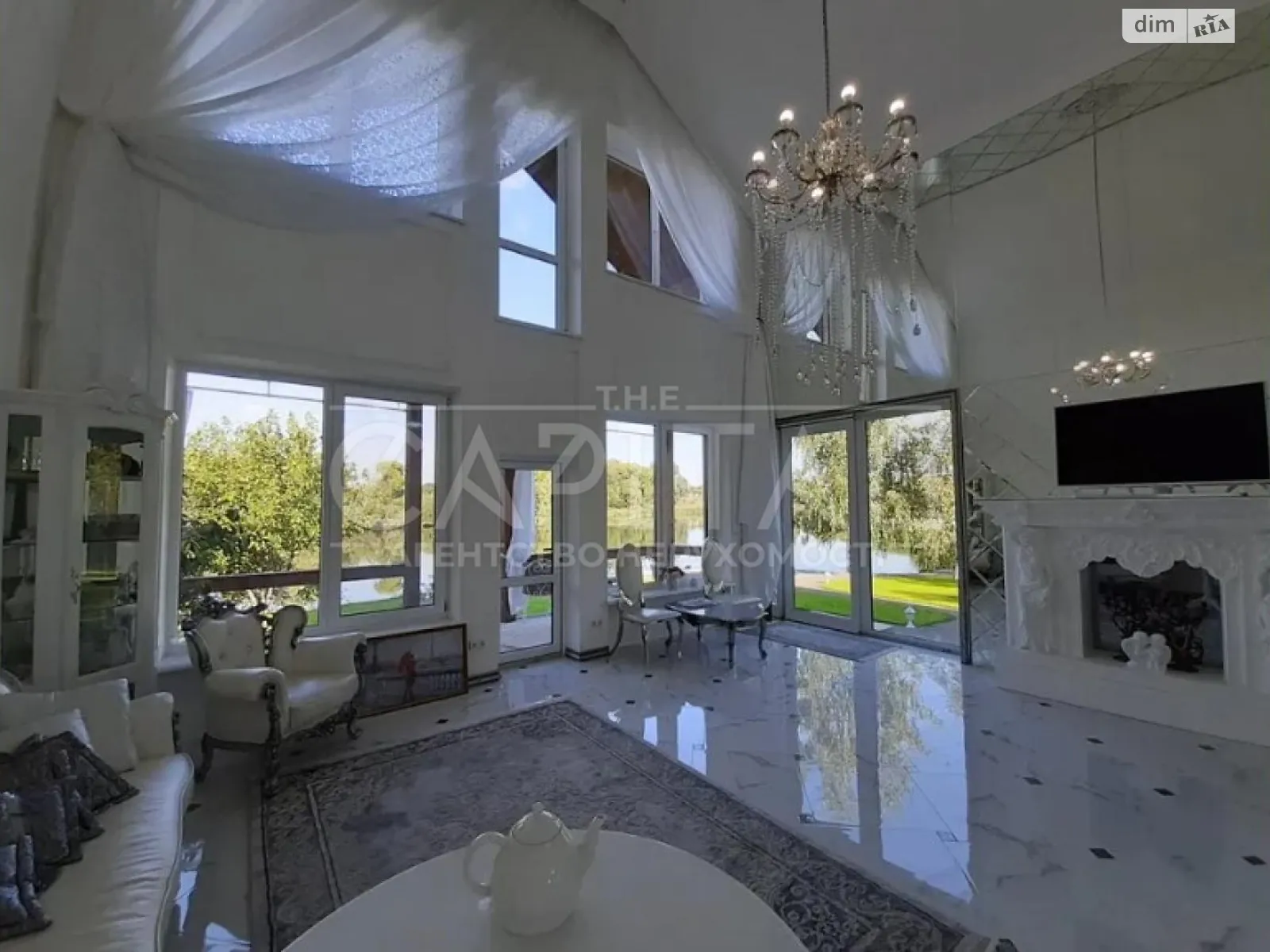 Продается дом на 2 этажа 207 кв. м с балконом, цена: 460000 $ - фото 1