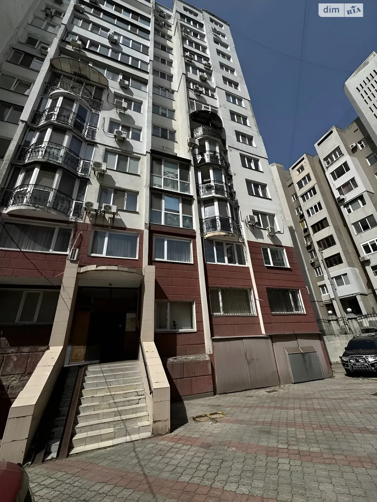 Продається 3-кімнатна квартира 74 кв. м у Одесі - фото 1