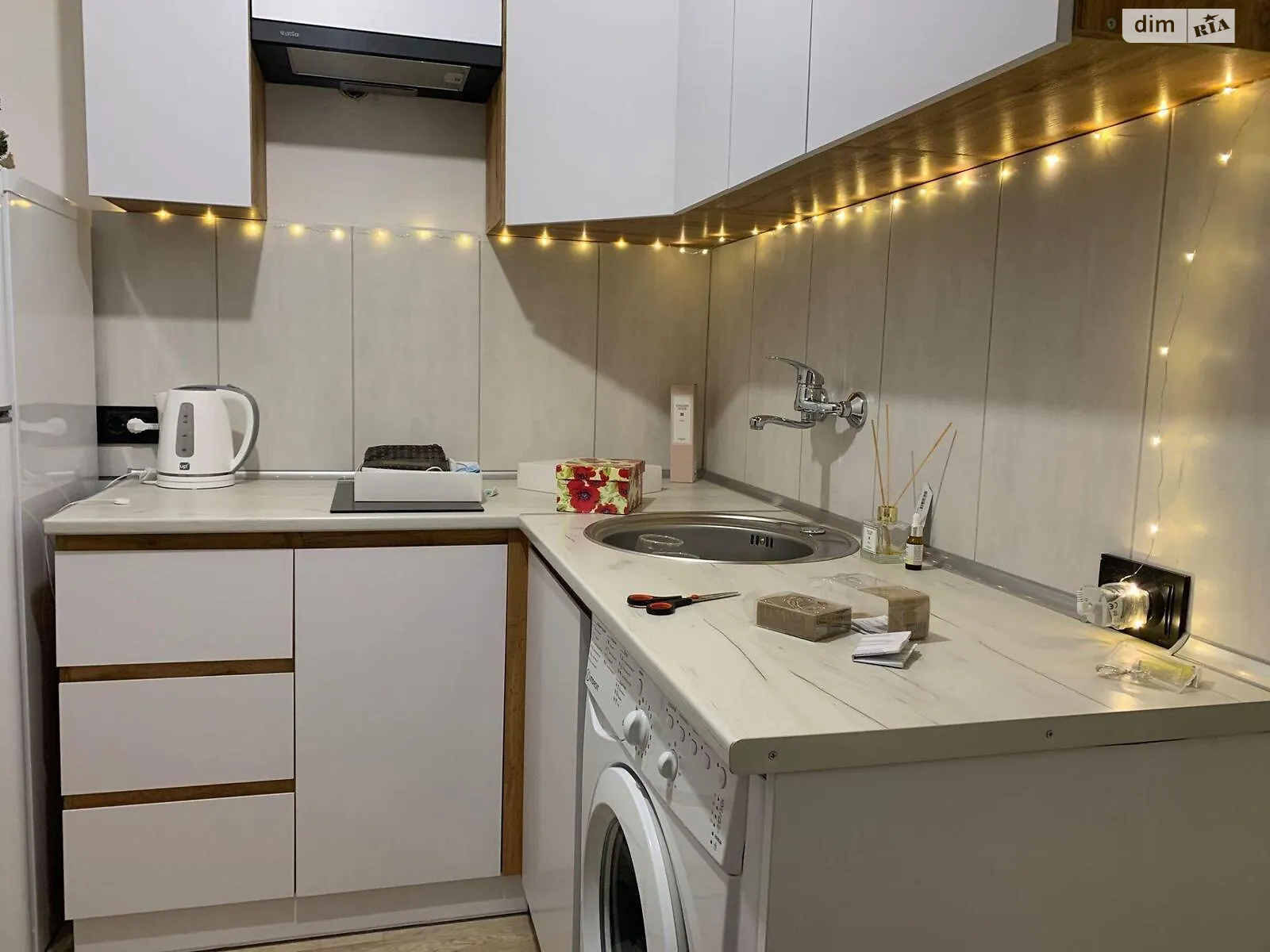 Продается 1-комнатная квартира 34 кв. м в Харькове - фото 1