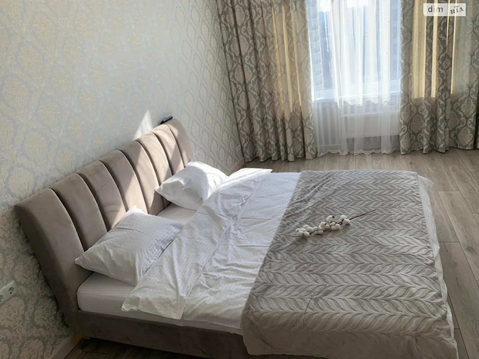 Сдается в аренду 2-комнатная квартира 62 кв. м в Одессе, ул. Валерия Самофалова, 16А/2 - фото 1