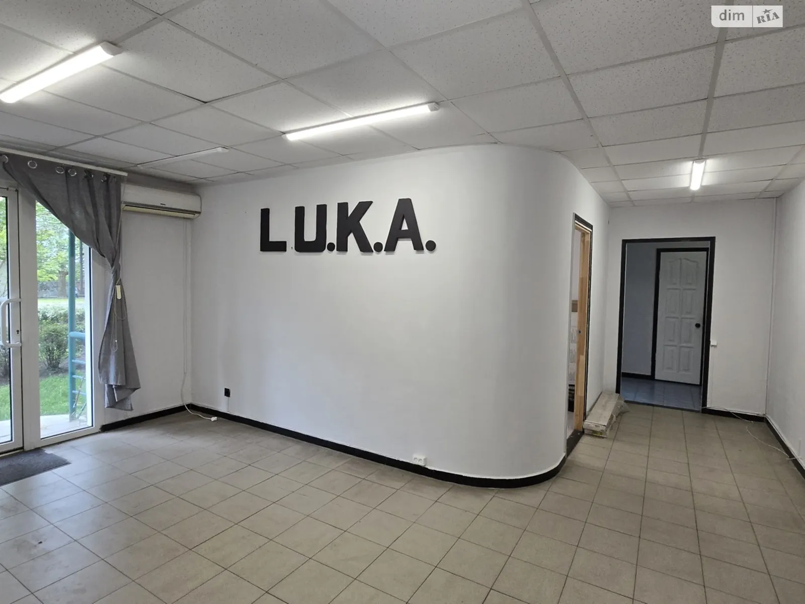 Продається офіс 52 кв. м в бізнес-центрі, цена: 62000 $ - фото 1