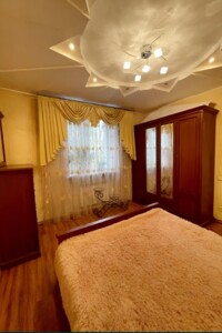 Сниму квартиру в Березовке долгосрочно