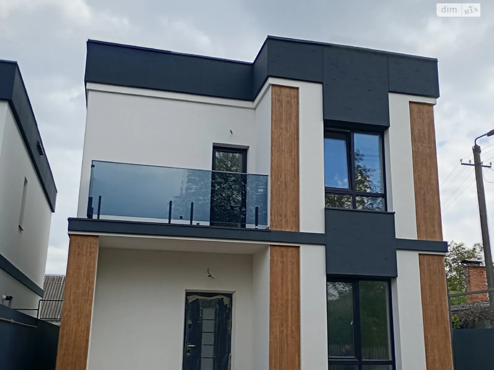 Продається будинок 2 поверховий 120 кв. м с басейном, цена: 140000 $ - фото 1
