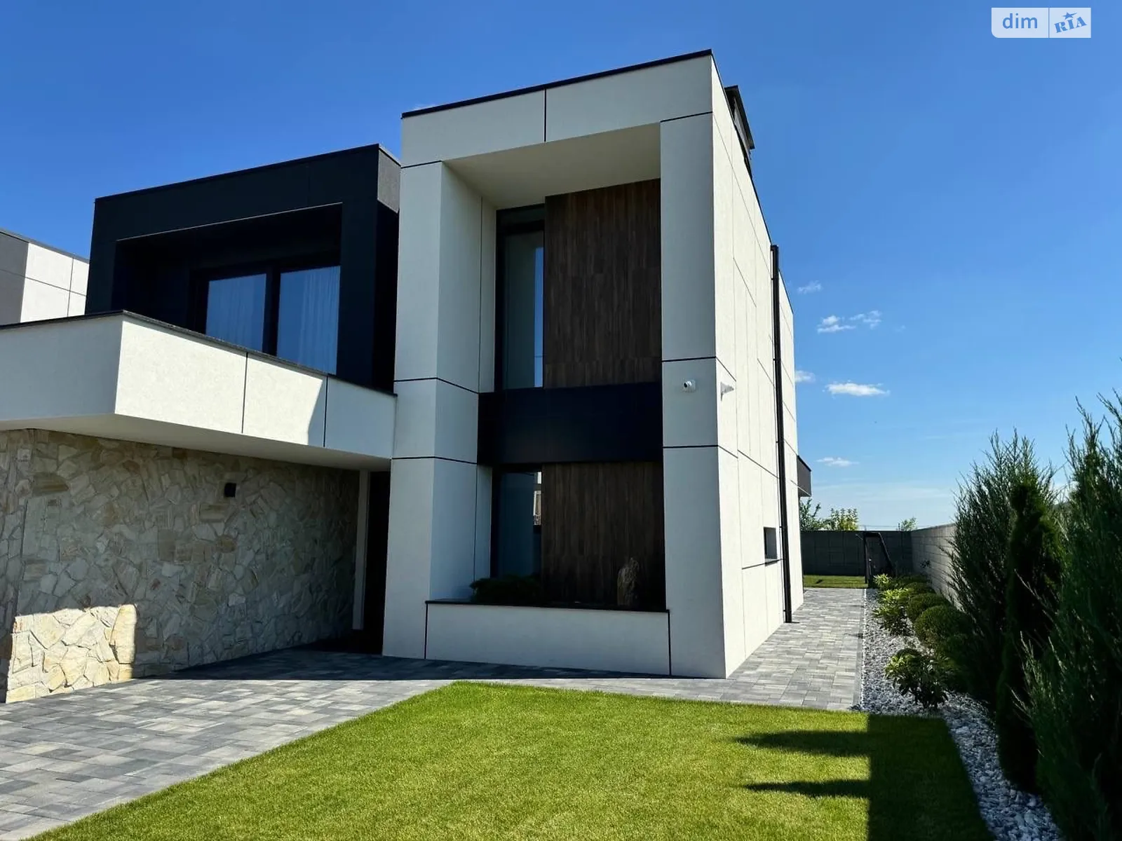 Продається будинок 2 поверховий 192 кв. м з банею/сауною, цена: 530000 $ - фото 1