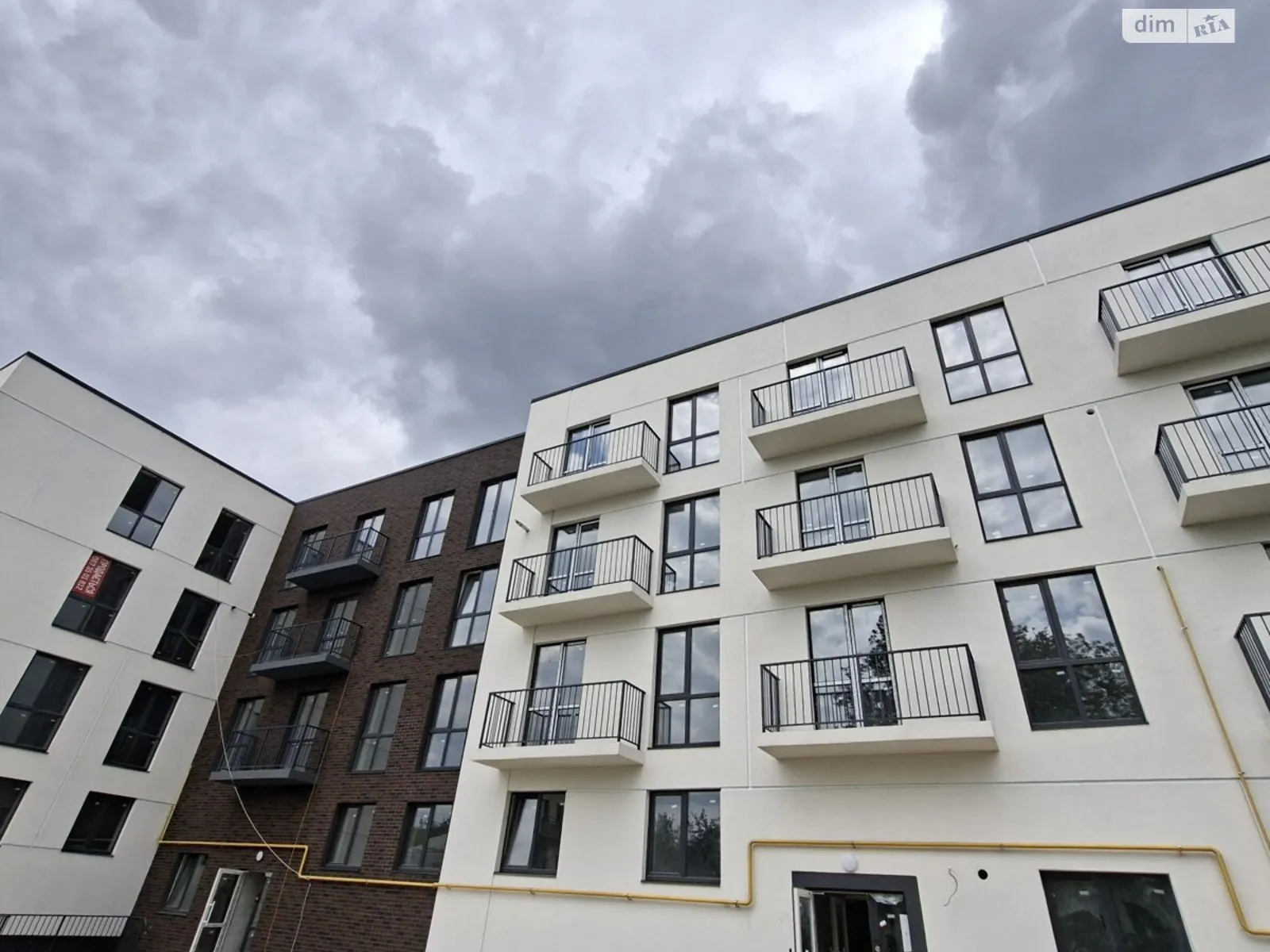 3-комнатная квартира 74 кв. м в Тернополе, ул. Стадниковой Софии - фото 1