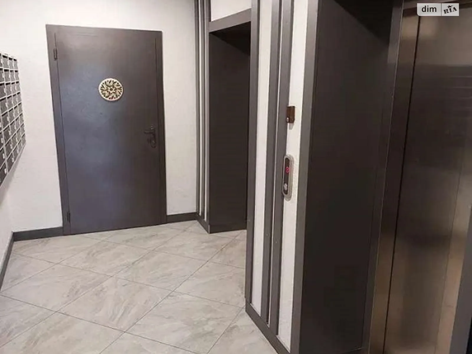 Продается 1-комнатная квартира 46 кв. м в, цена: 36000 $ - фото 1