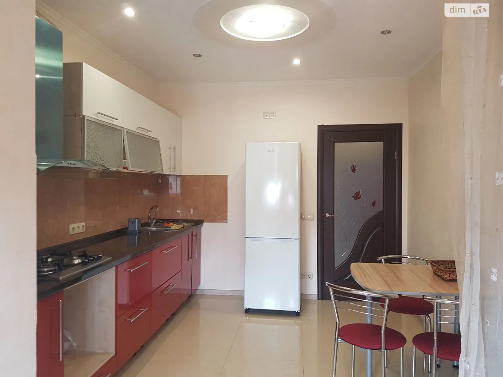 Продается 1-комнатная квартира 40 кв. м в Одессе, ул. Картамышевская - фото 1