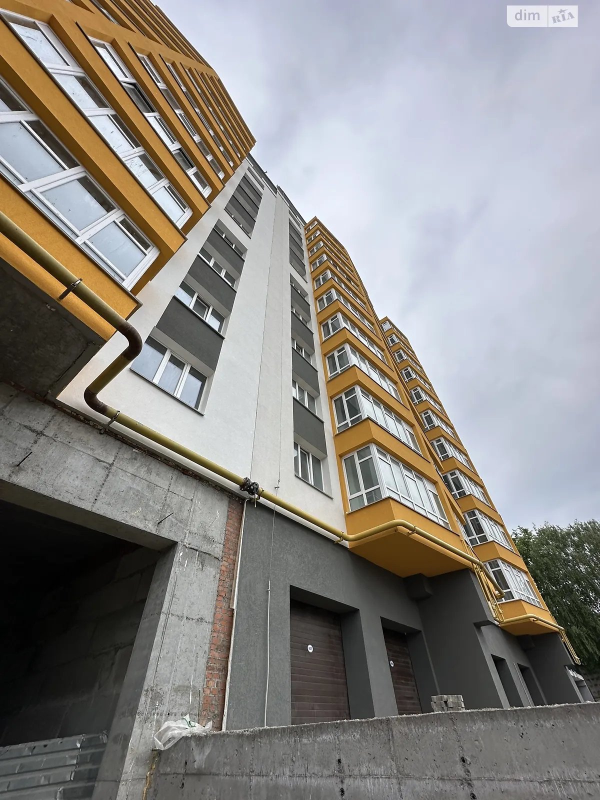 Продається 1-кімнатна квартира 54 кв. м у Хмельницькому, вул. Степана Бандери, 30А - фото 1