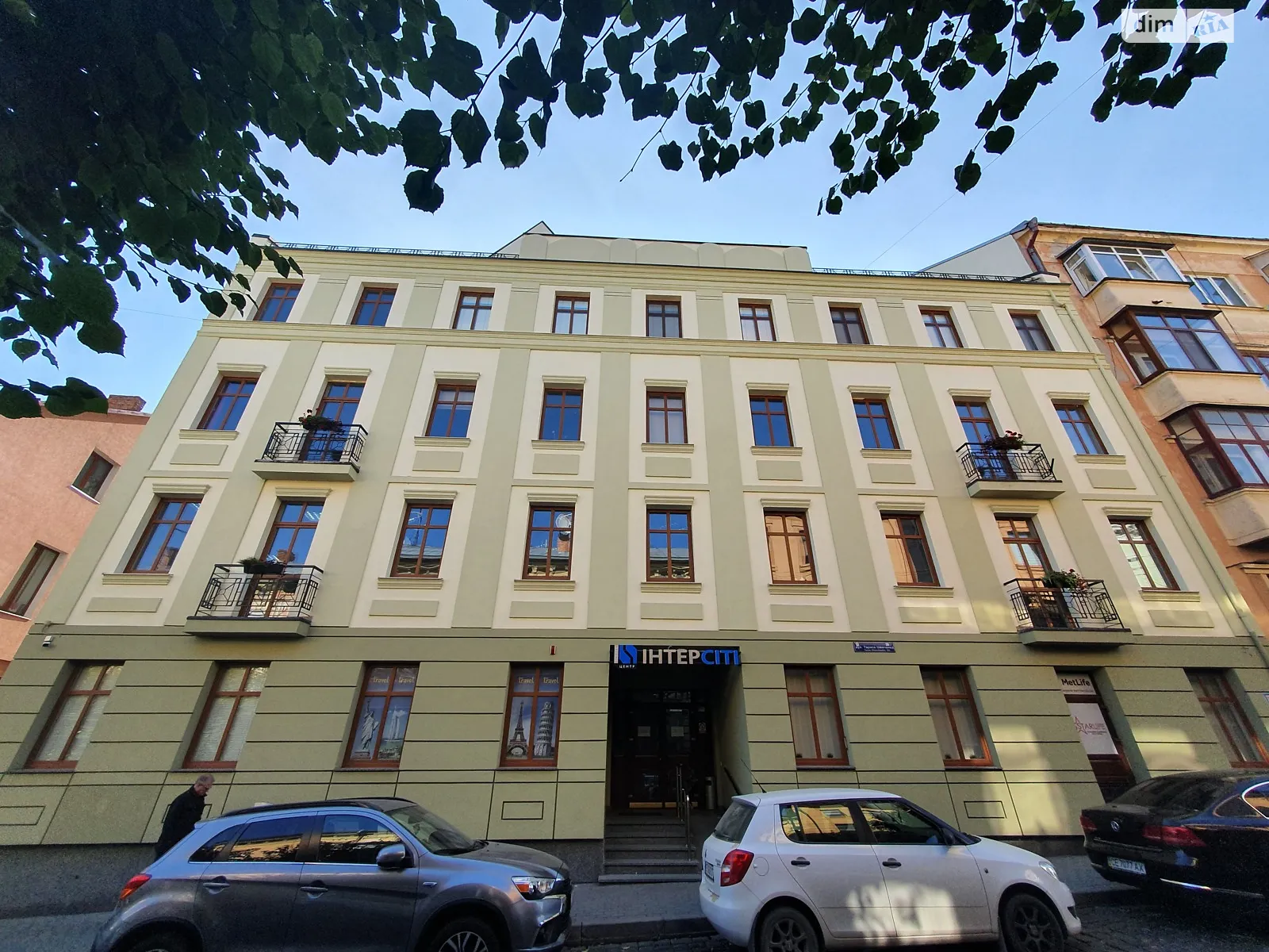 Здається в оренду офіс 48.4 кв. м в бізнес-центрі, цена: 484 $ - фото 1
