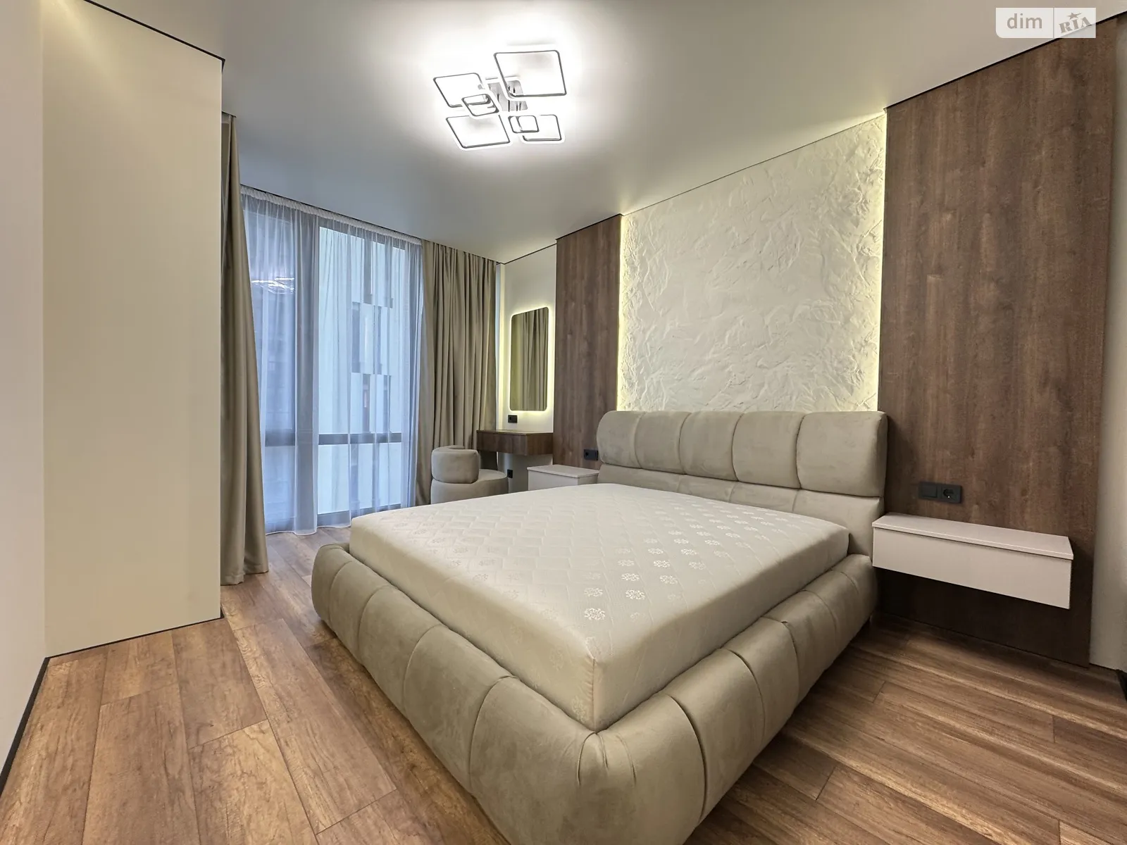 Продается 1-комнатная квартира 45 кв. м в Ивано-Франковске, цена: 76600 $ - фото 1