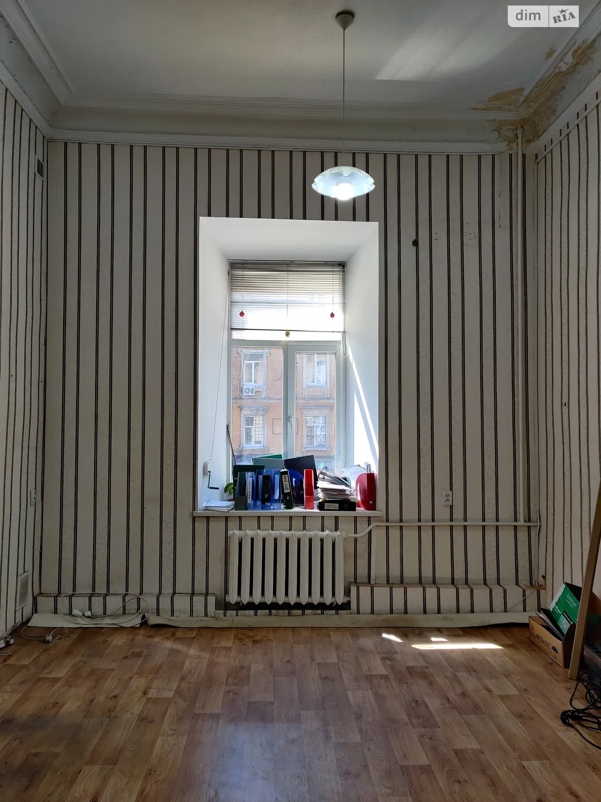 Сдается в аренду офис 21.4 кв. м в бизнес-центре, цена: 4280 грн - фото 1