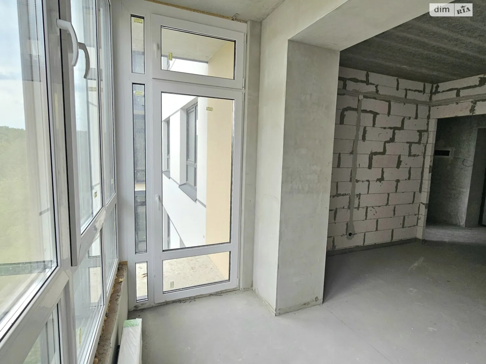 Продается 1-комнатная квартира 42 кв. м в Хмельницком, ул. Заречанская, 3/3В - фото 1