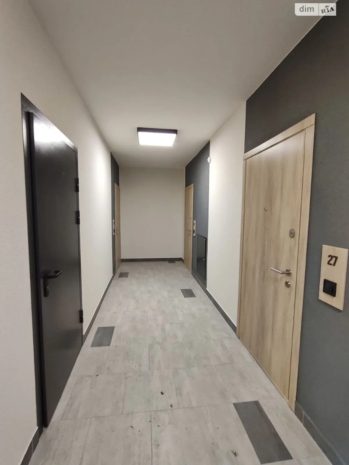 Продається 2-кімнатна квартира 65.6 кв. м у Пустомитах, вул. Грушевського, 97 - фото 1