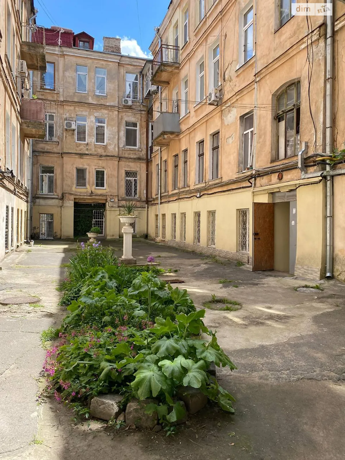 Продается 2-комнатная квартира 53.1 кв. м в Одессе, пер. Ляпунова, 7 - фото 1