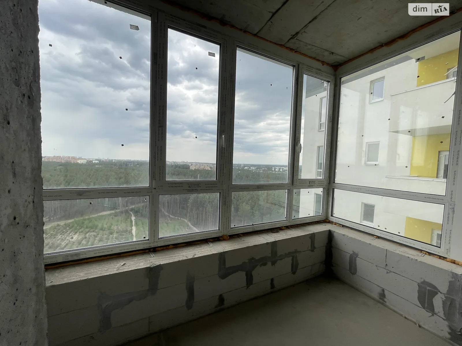 Продается 3-комнатная квартира 82 кв. м в Ирпене, ул. Университетская(Карла Маркса) - фото 1