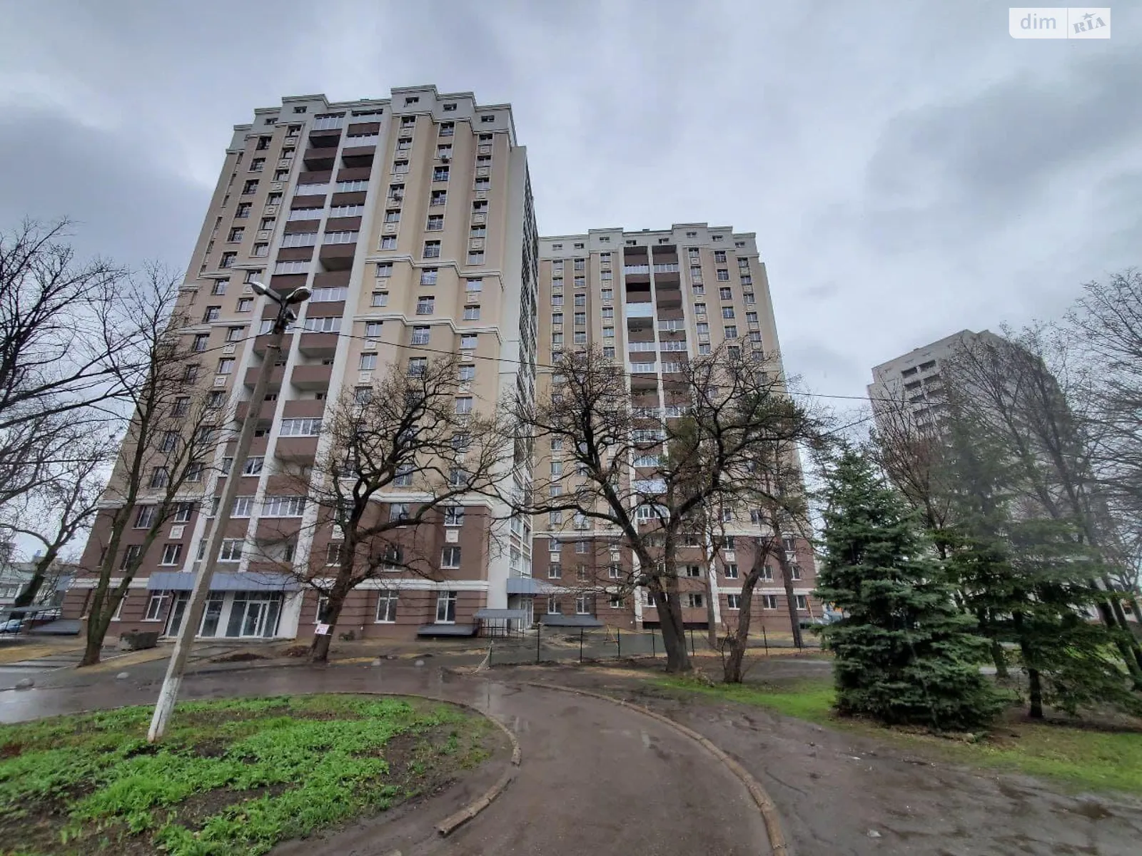 Продается 1-комнатная квартира 46.2 кв. м в Харькове, просп. Героев Харькова(Московский), 193А - фото 1