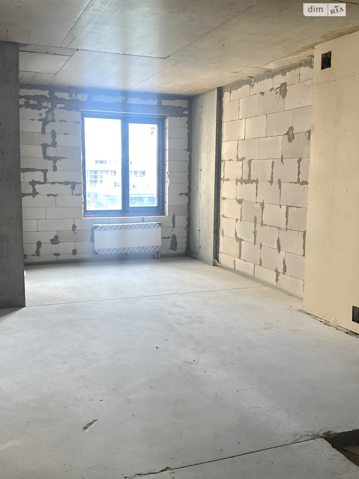 Продается 3-комнатная квартира 99 кв. м в Одессе, ул. Генуэзская, 1В - фото 1