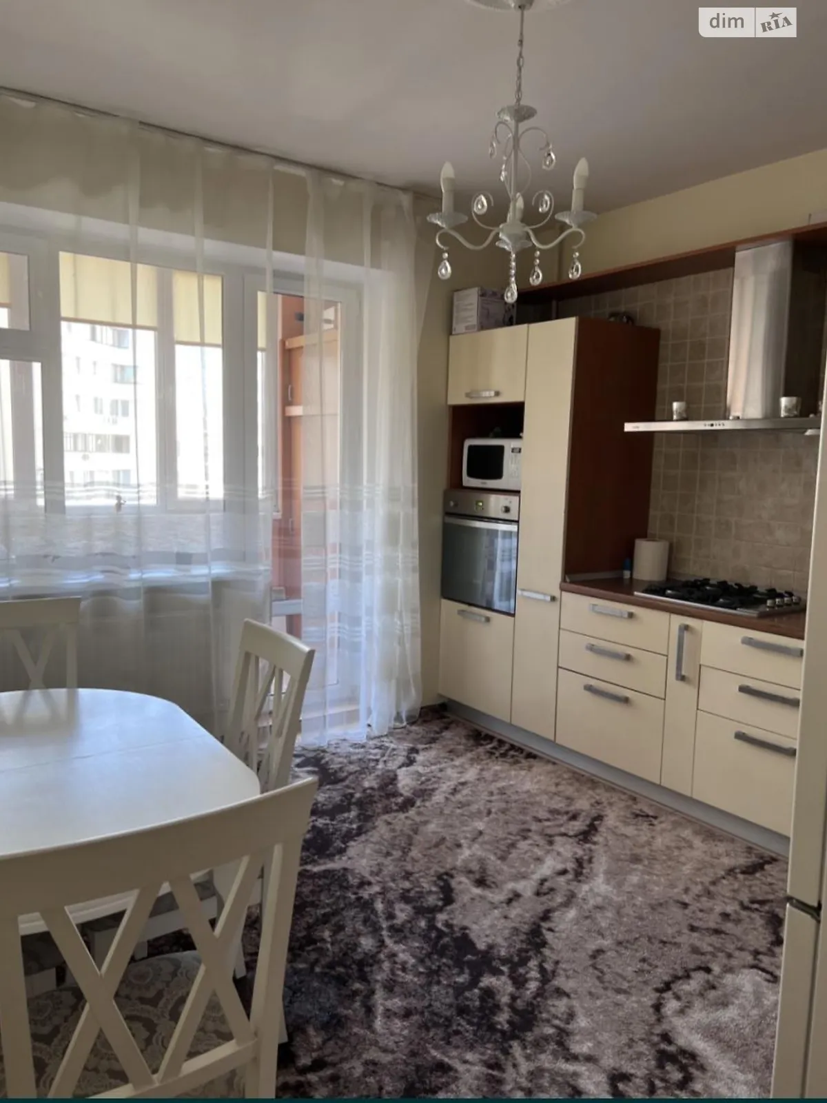 Продается 3-комнатная квартира 76 кв. м в Одессе, ул. Композитора Нищинского - фото 1