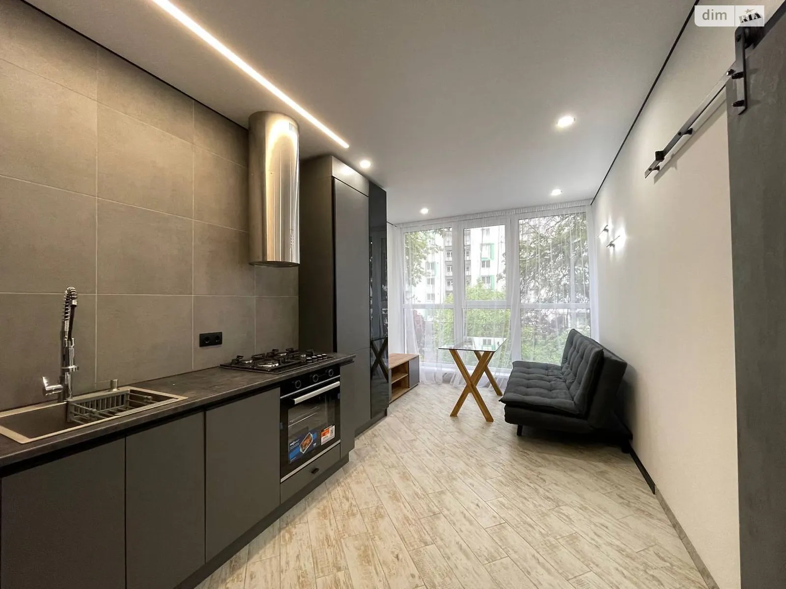 Продается 1-комнатная квартира 36 кв. м в Ивано-Франковске, цена: 66500 $ - фото 1