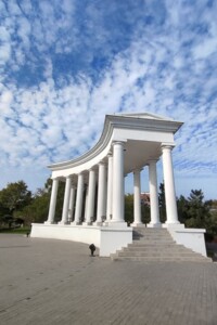 Аренда посуточная квартиры, Одесская, Черноморск, р‑н. Ильичевск, Парковая улица, дом 22